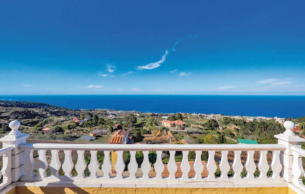 Holiday rental Santa BarbaraTenerife , Spain Novasol