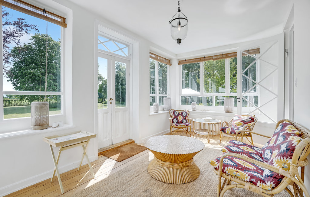 Semesterhus - Horslunde , Danmark - F0104 5