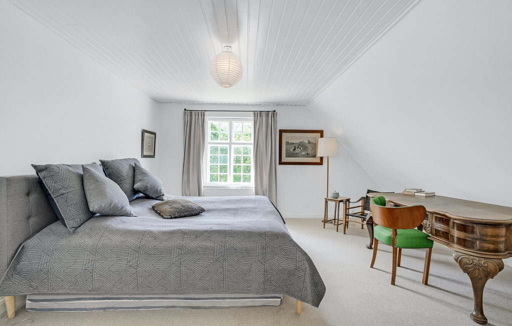 Semesterhus - Horslunde , Danmark - F0104 19