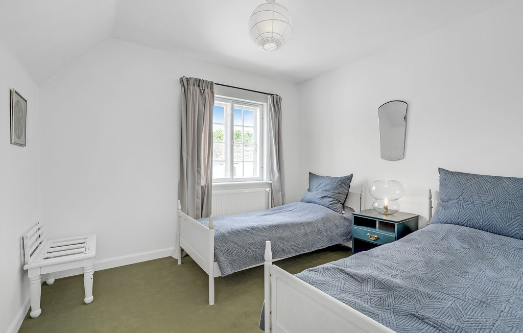 Semesterhus - Horslunde , Danmark - F0104 20