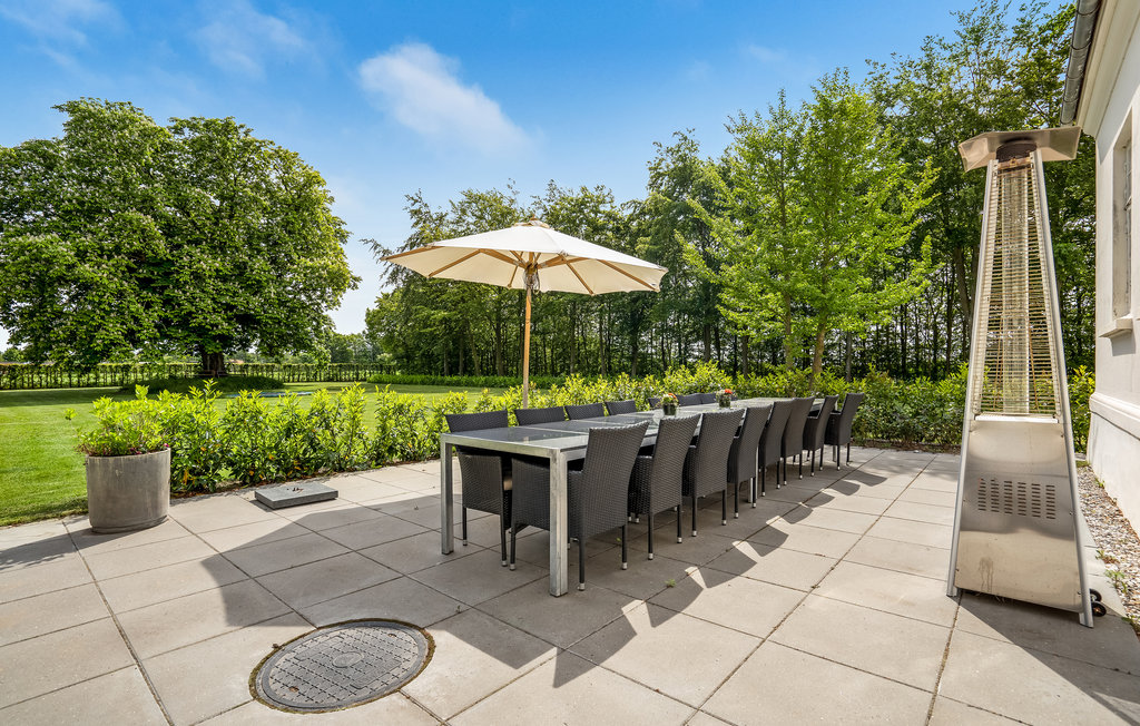 Semesterhus - Horslunde , Danmark - F0104 11