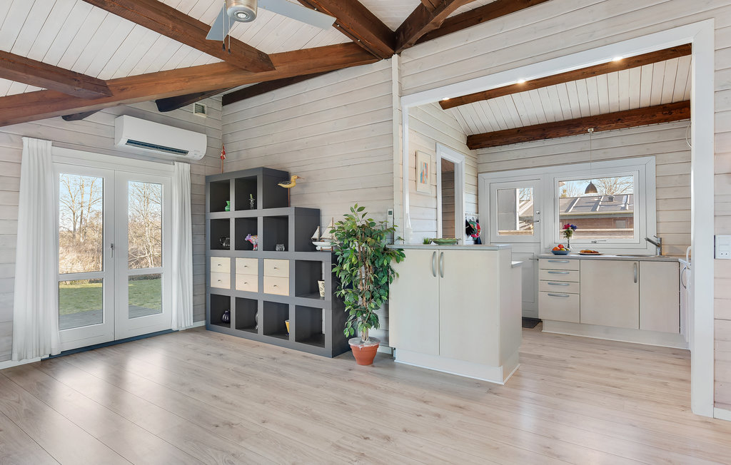 Semesterhus - Binderup Strand , Danmark - F02039 23