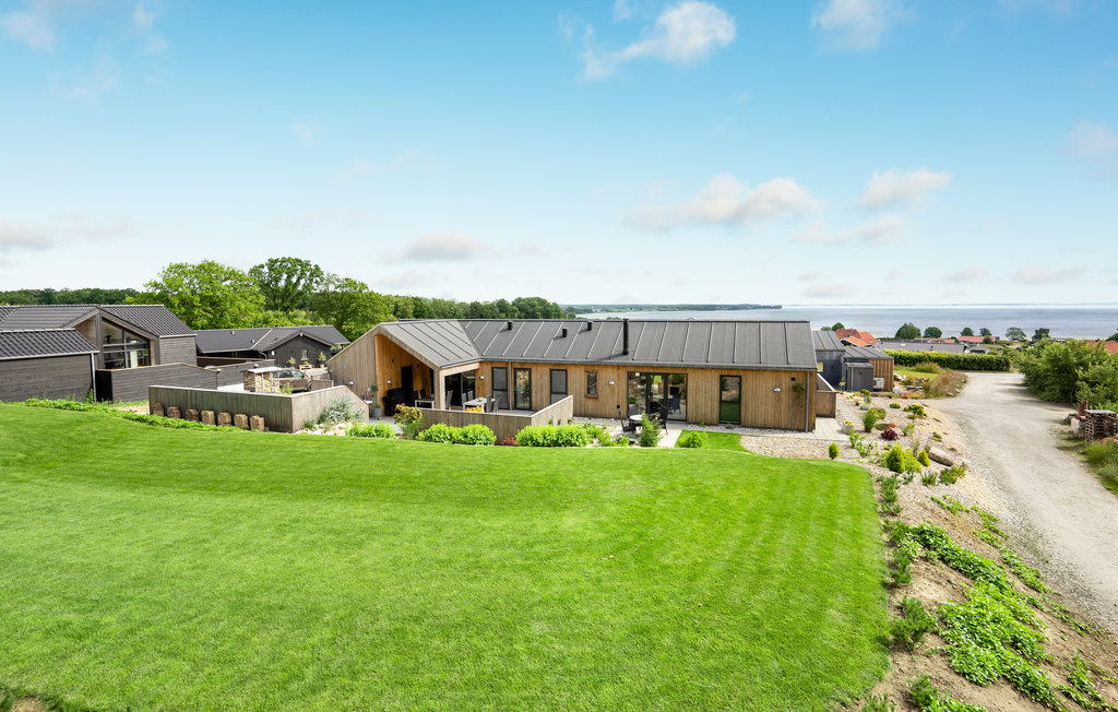 Semesterhus - Grønninghoved Strand , Danmark - F02045 12