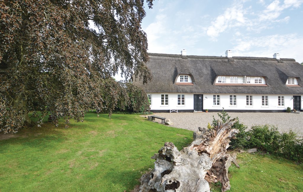 Feriehuse - Christiansfeld , Danmark - F04454 1