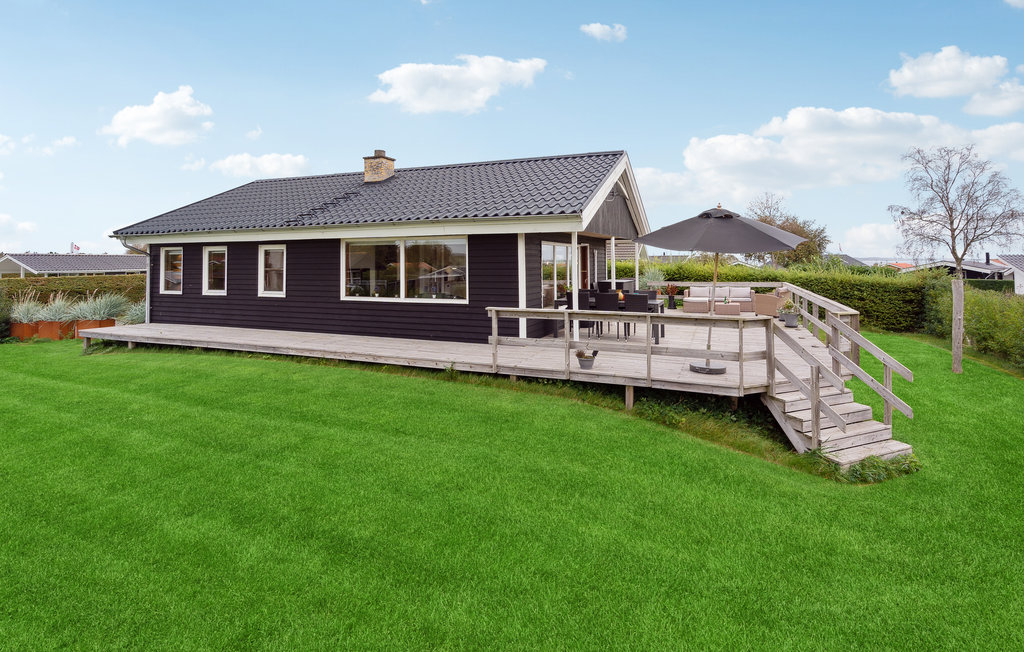 Feriehus - Hejlsminde , Danmark - F04029 1
