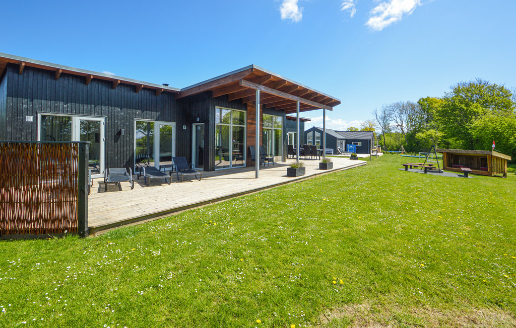 Feriehuse - Sandersvig , Danmark - F04394 10