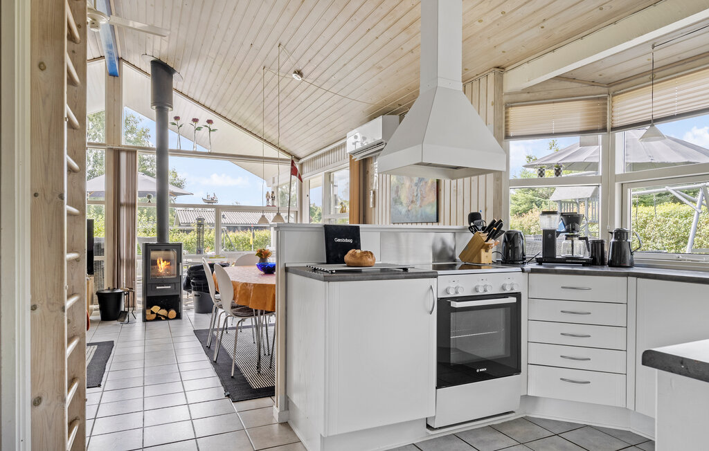 Feriehuse - Hejlsminde , Danmark - F04610 6