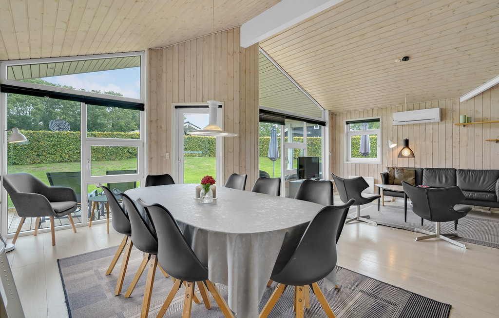 Semesterhus - Loddenhøj Strand , Danmark - F07635 16