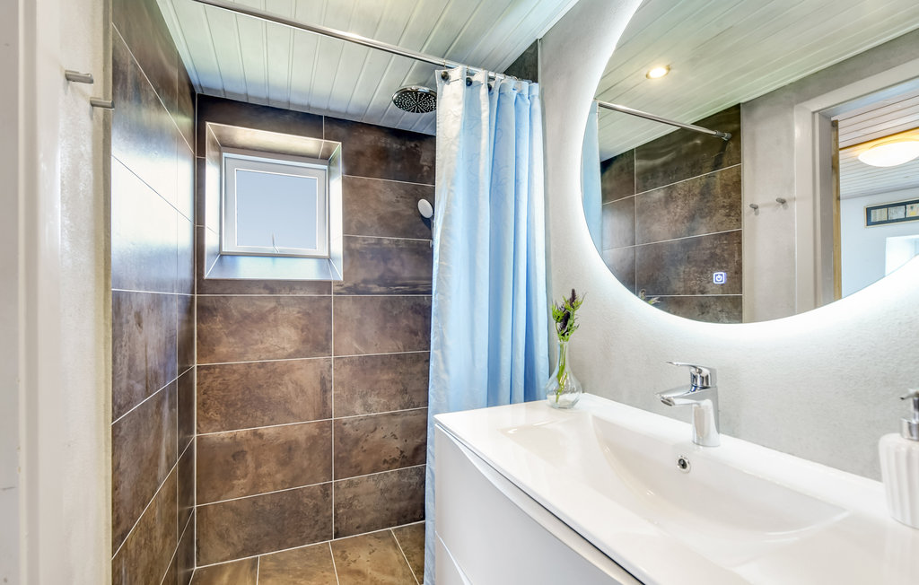 Feriehuse - Årø , Danmark - F07214 24