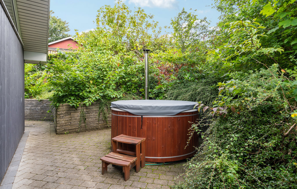 Semesterhus - Loddenhøj Strand , Danmark - F07313 12