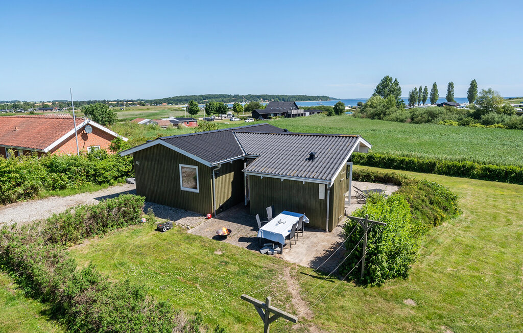 Feriehuse - Diernæs , Danmark - F07367 1
