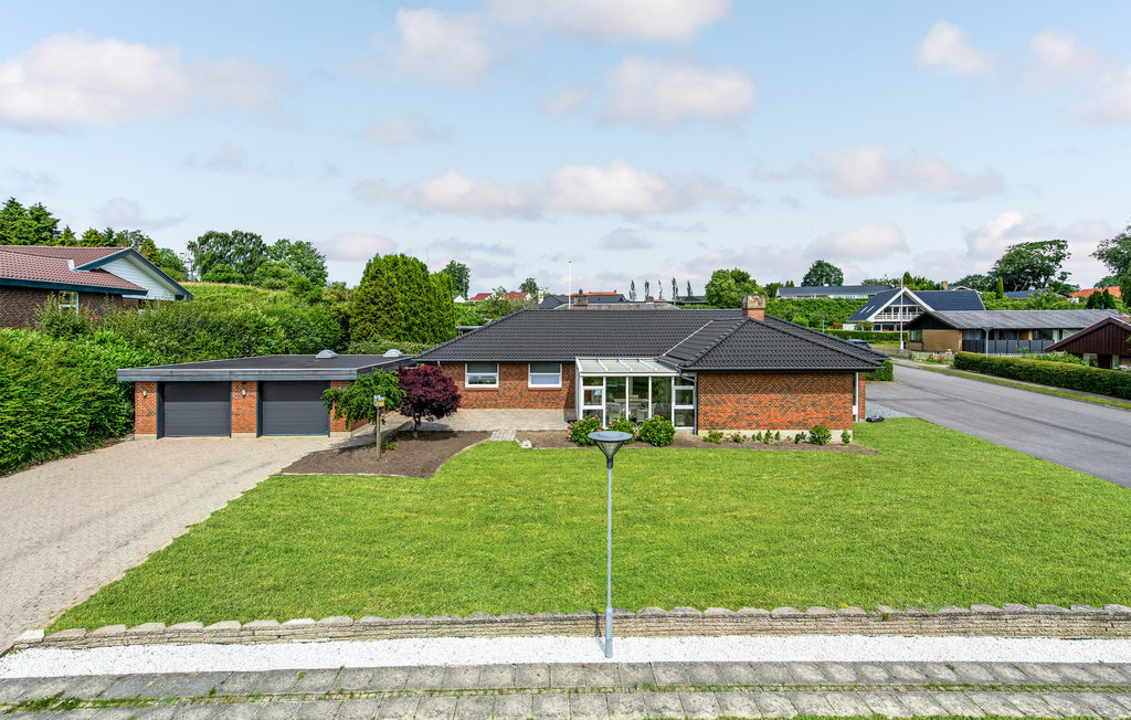 Semesterhus - Kollund Strand , Danmark - F08308 1