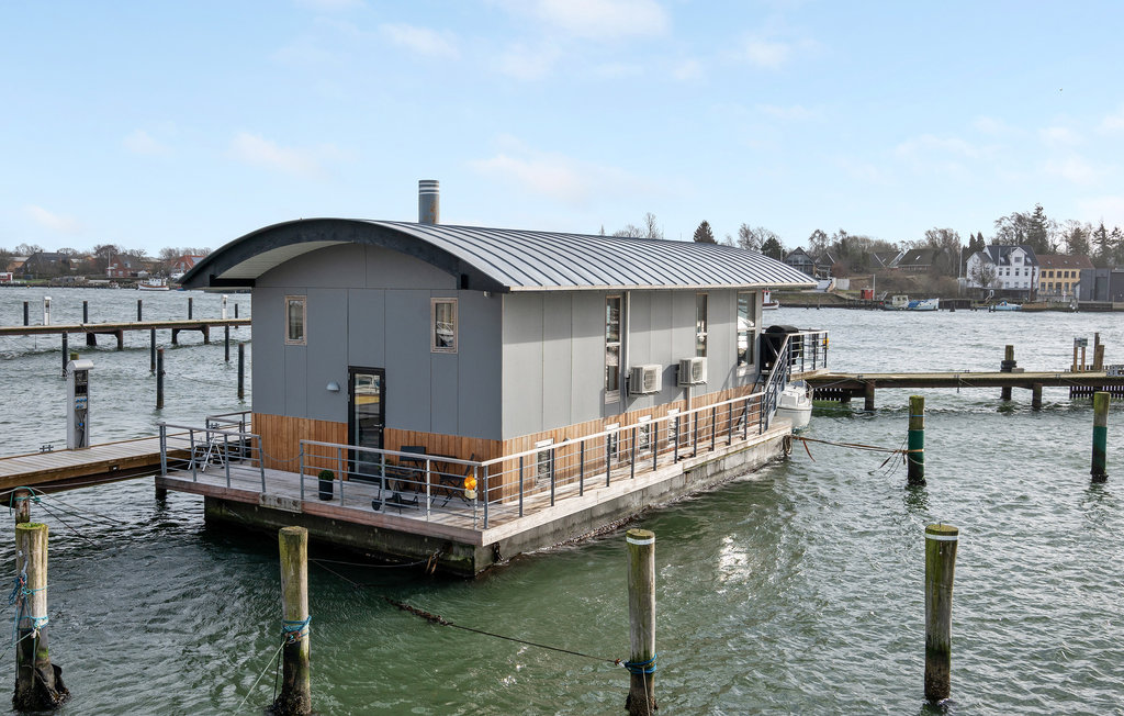 Husbåd - Gråsten Havnefront , Danmark - F08115 9