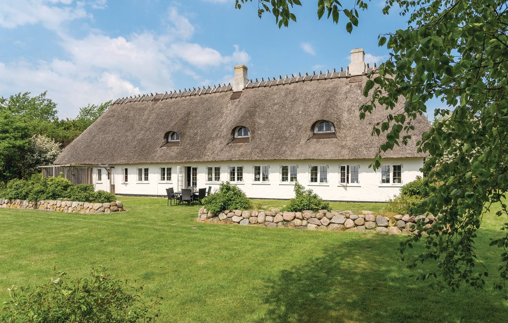 Holiday rental Kegnæs , Denmark F09452 Novasol