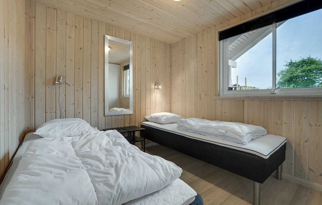 Semesterhus - Kegnæs Strand , Danmark - F09255 25