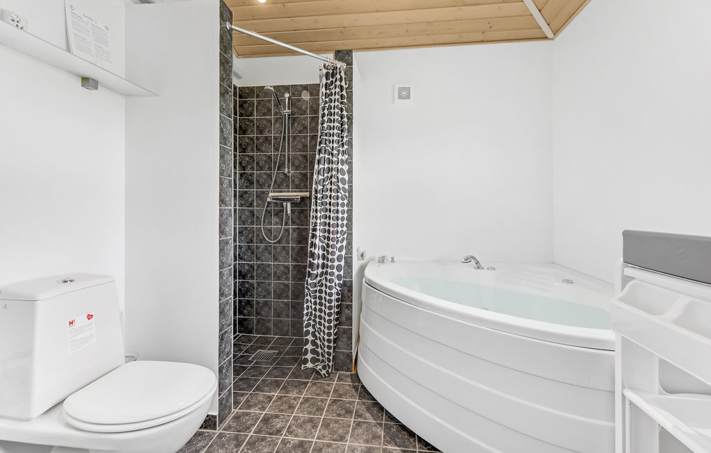 Feriehus - Lavensby , Danmark - F09339 18