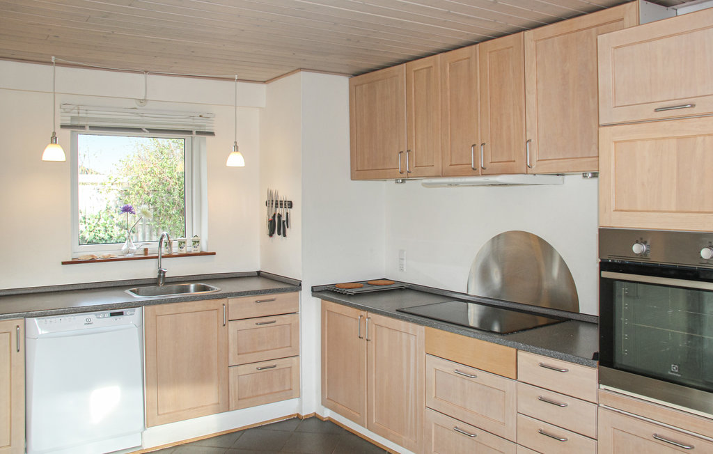 Feriehus - Skovmose Strand , Danmark - F09445 16