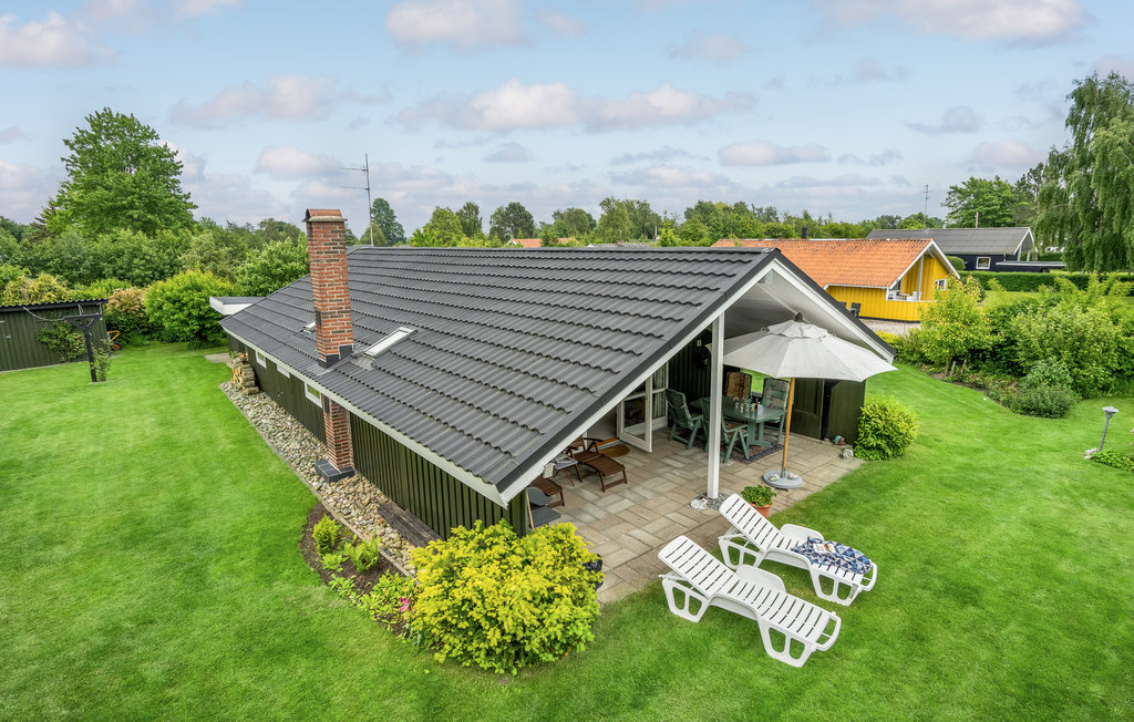 Semesterhus - Skovmose Strand , Danmark - F09538 13