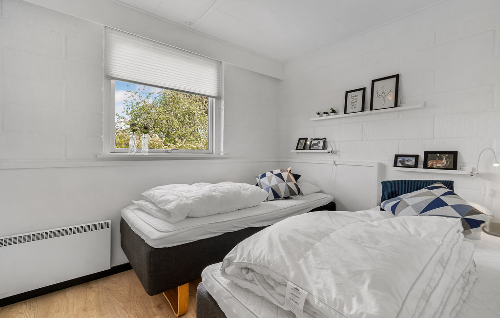 Semesterhus - Skovmose Strand , Danmark - F09186 24