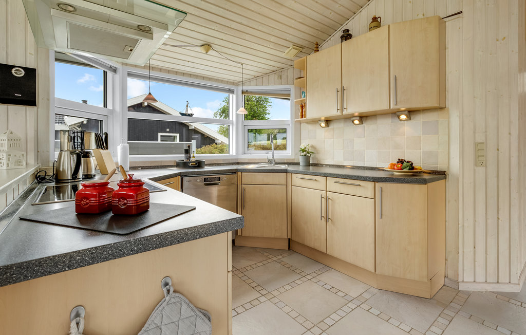 Semesterhus - Lavensby , Danmark - F09025 7