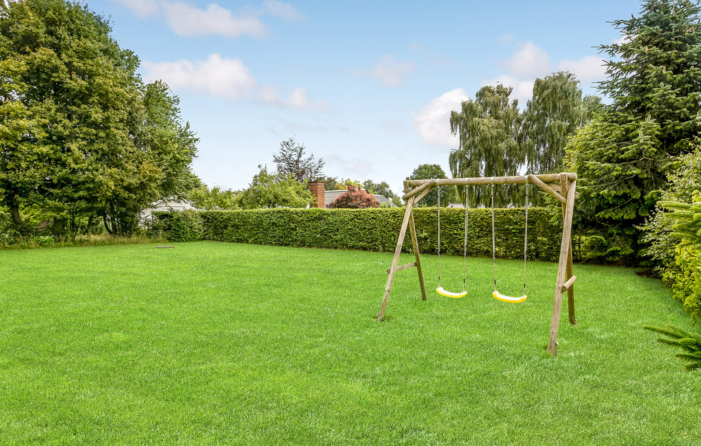 Semesterhus - Skovmose Strand , Danmark - F09537 12