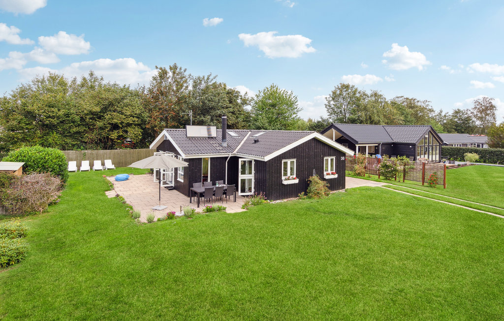 Feriehus - Skovmose Strand , Danmark - F09459 1