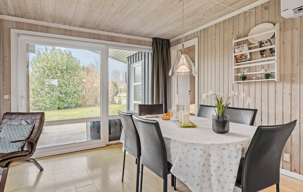 Semesterhus - Skovmose Strand , Danmark - F09537 13
