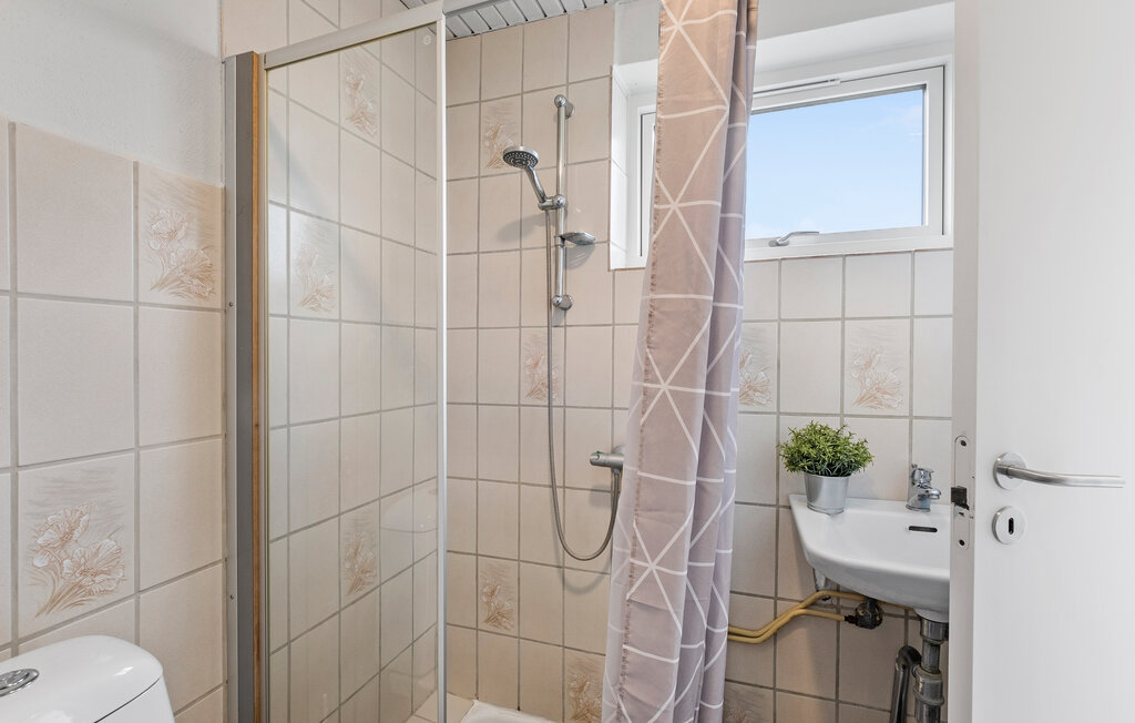 Semesterhus - Kegnæs Strand , Danmark - F09548 18