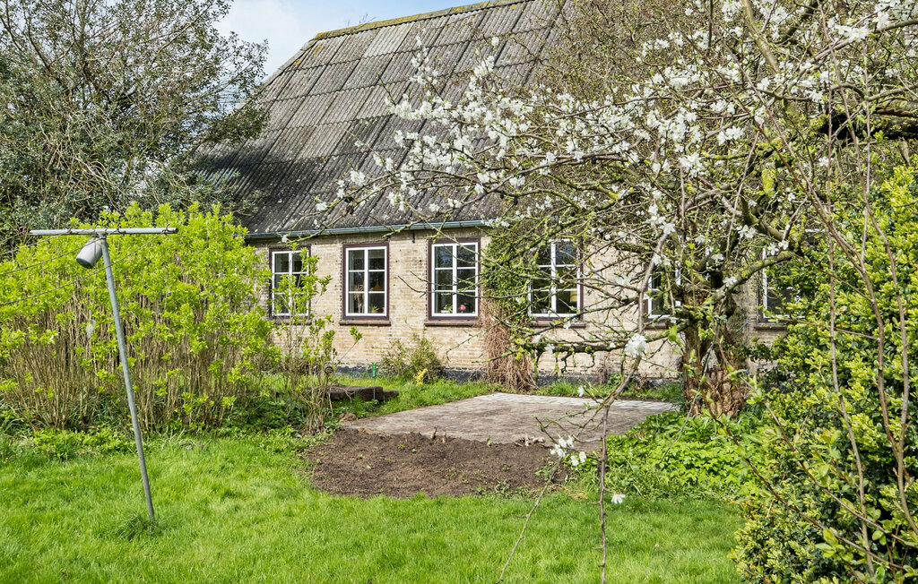 Semesterhus - Augustenborg Strand , Danmark - F09528 1