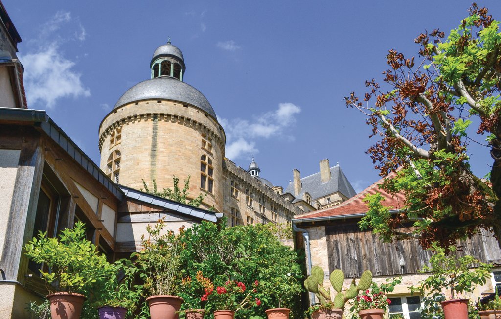 Semesterhus - La-Chapelle-Saint-Jean , Frankrike - FAD151 17