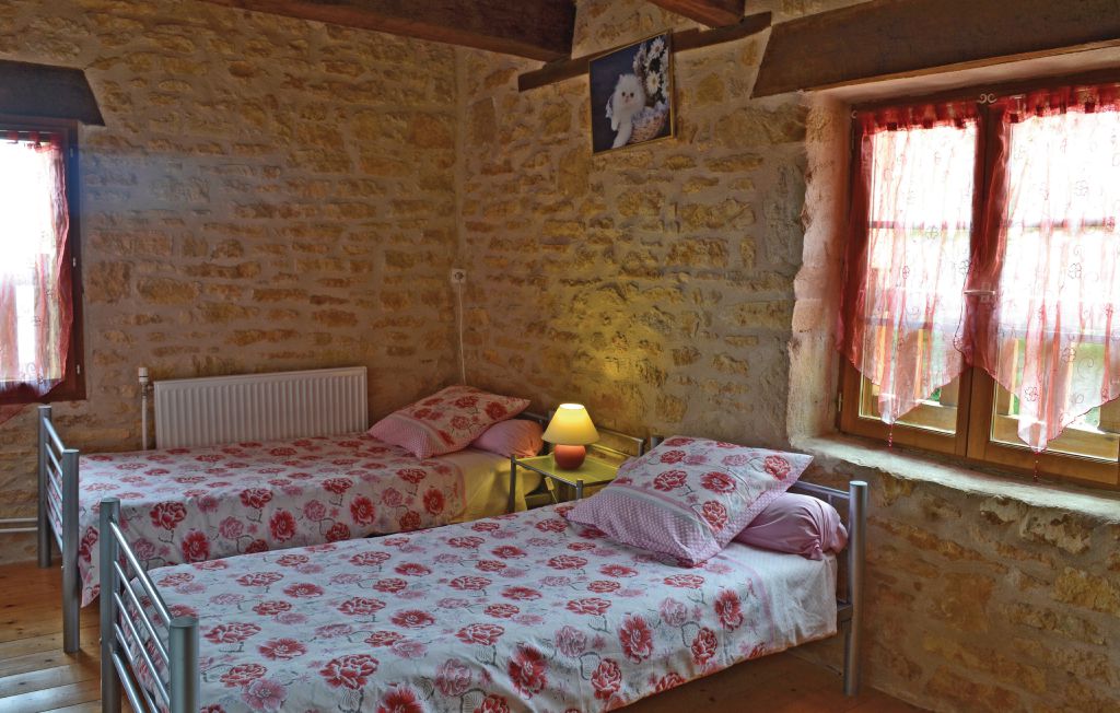 Semesterhus - La-Chapelle-Saint-Jean , Frankrike - FAD151 13