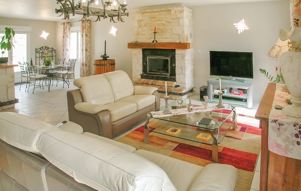 Holiday home - Savignac les Eglises , France - FAD745 21