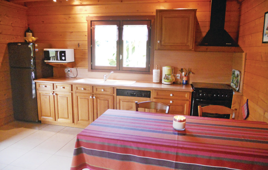 Semesterhus - Sceau-Saint-Angel , Frankrike - FAD735 3