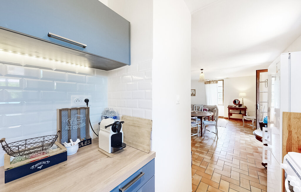 Location de vacances - Saint-Privat-des-Prés , France - FAD494 6