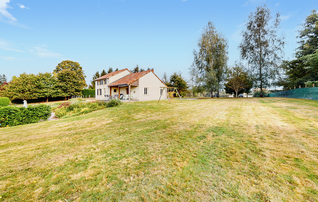 Semesterhus - St. Saud Lacoussiere , Frankrike - FAD801 14
