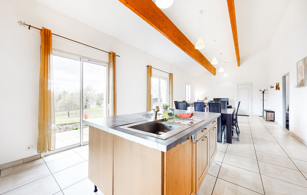 Location de vacances - Bussière-Badil , France - FAD501 16