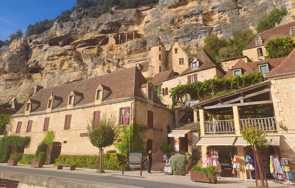 Location de vacances - Archignac , France - FAD533 39