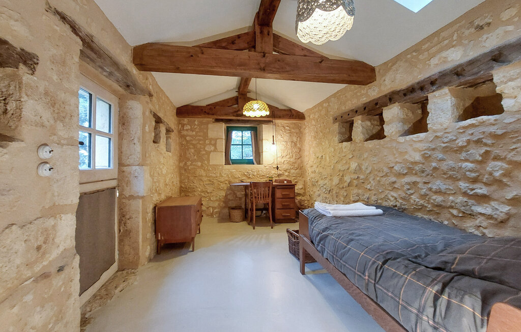 Location de vacances - Monsac , France - FAD554 23