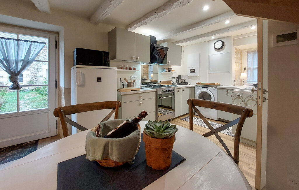 Location de vacances - Saint-Léon-sur-Vézère , France - FAD556 7