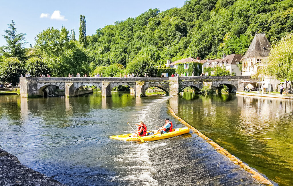 Location de vacances - Monsac , France - FAD554 26