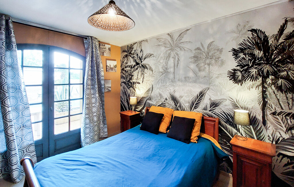 Location de vacances - Le Temple , France - FAG227 17