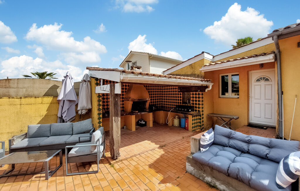 Location de vacances - Le Temple , France - FAG227 3