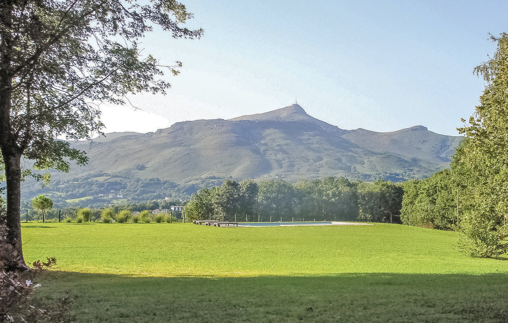 Semesterhus - Ascain , Frankrike - FAP707 12