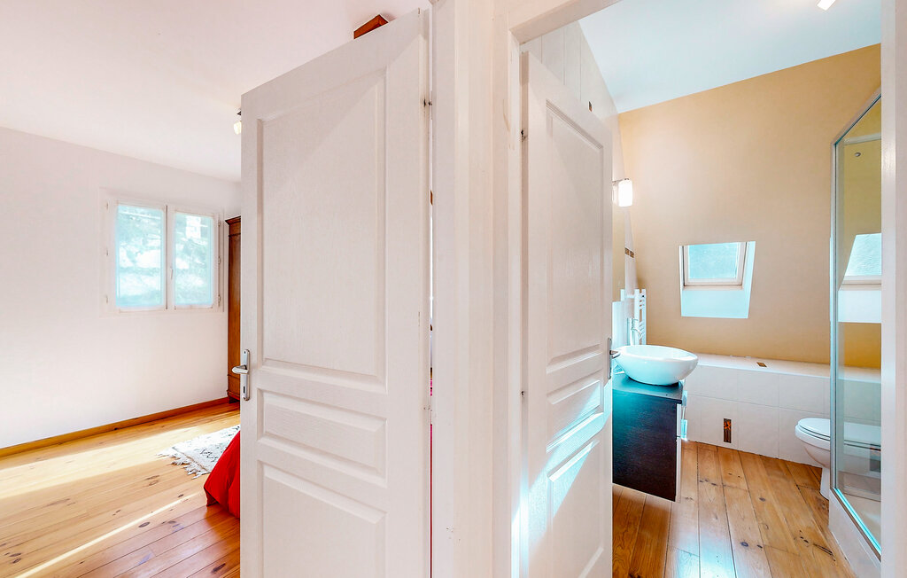 Location de vacances - Louvie Soubiron , France - FAP127 34