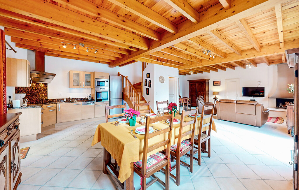 Location de vacances - Louvie Soubiron , France - FAP127 15