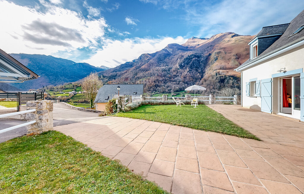 Location de vacances - Louvie Soubiron , France - FAP127 12