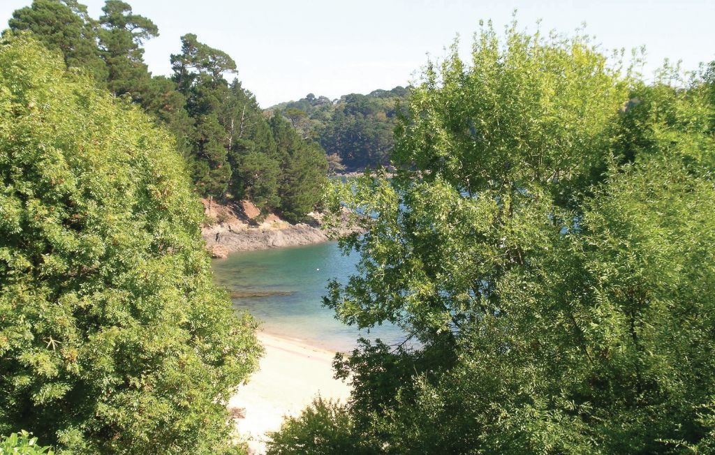 Semesterhus - Pleumeur Gautier , Frankrike - FBC465 17