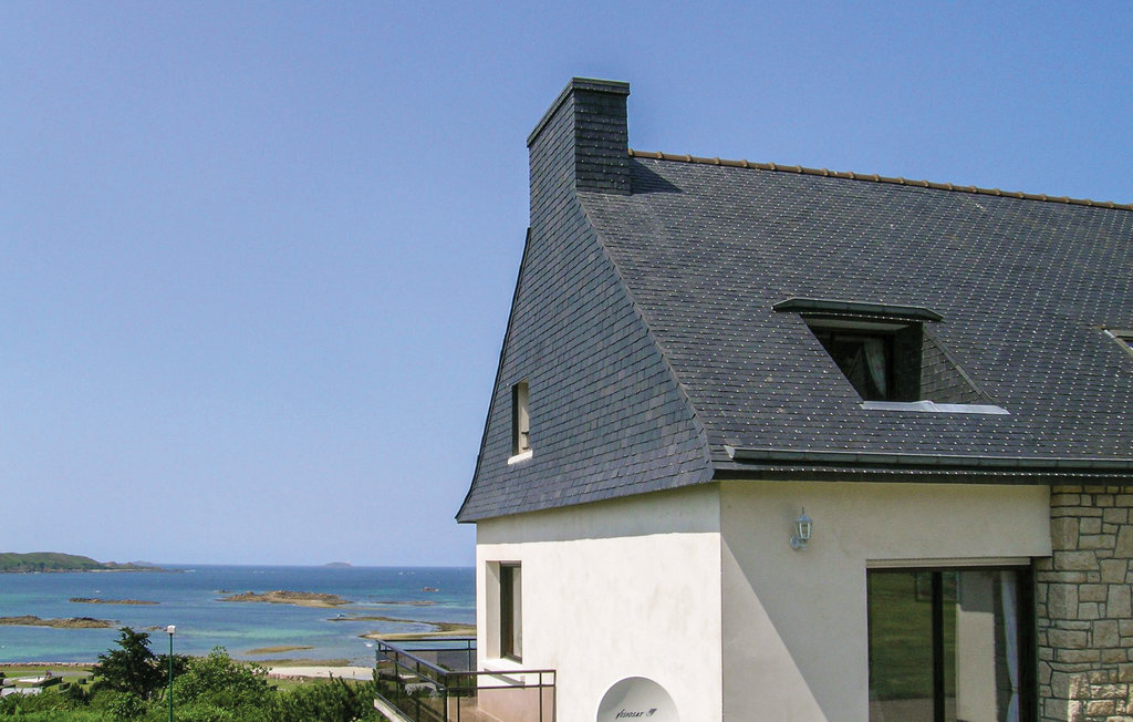 Semesterhus - Trélévern , Frankrike - FBC231 19