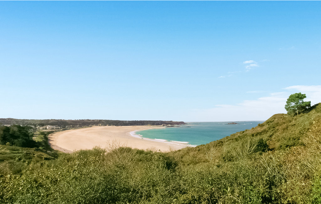 Semesterhus - Erquy , Frankrike - FBC803 19