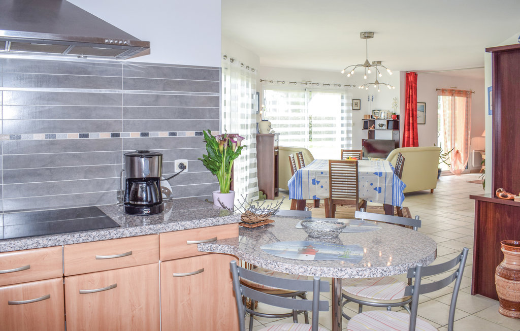 Holiday home - Kerlouan , France - FBF240 20
